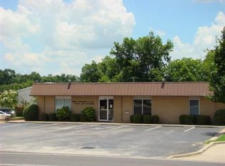 304 E Blue Bell Rd, Brenham, TX 77833