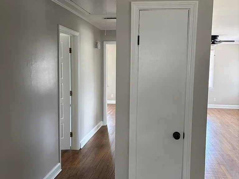 4109 Edwards Rd — Photo 7