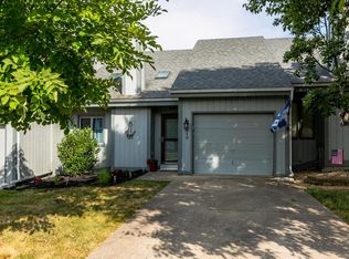 413 Applegrove Dr, Nicholasville, KY 40356