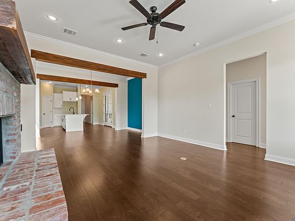 5th image of 364 Glenthorne Dr