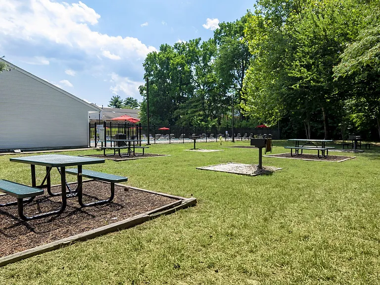 Villages at West Laurel — Photo 23