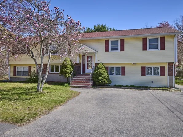 37 Locust St #1, Burlington, MA 01803