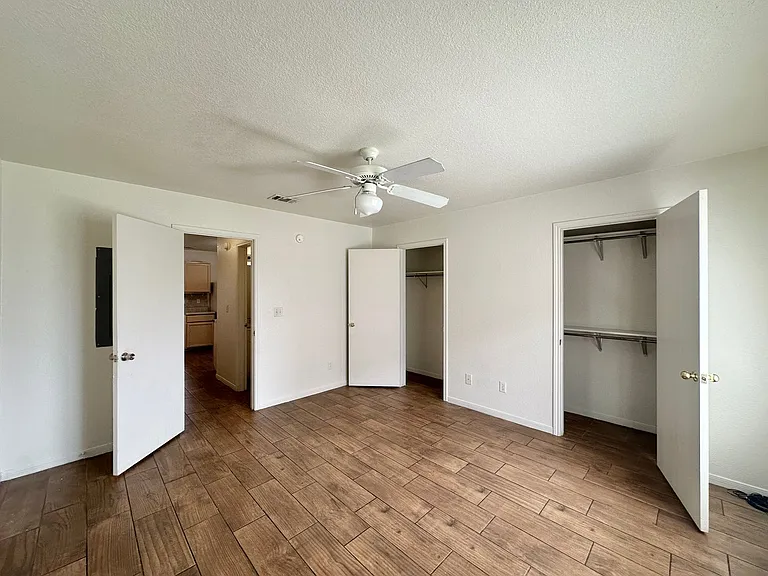 3206 Hereford Lane — Photo 14