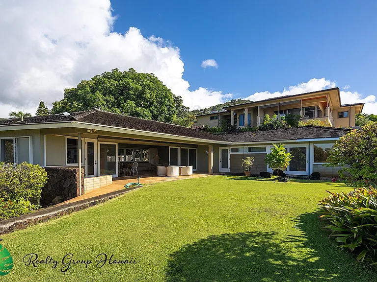 1944 Ualakaa St — Photo 9