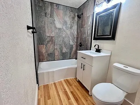 211 S Brownell Ave — Photo 13