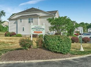 105 Jordan Ln, Middletown, NY 10940