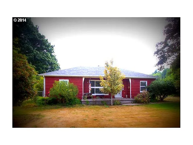 7010 SE Cottrell Rd photo 1