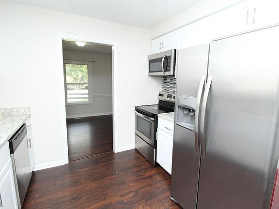 5th image of 3478 Arvin Dr