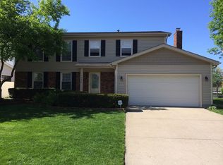 1440 W Royal Dr, Addison, IL 60101