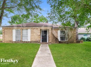 1 Midwood Cir, Conroe, TX 77301