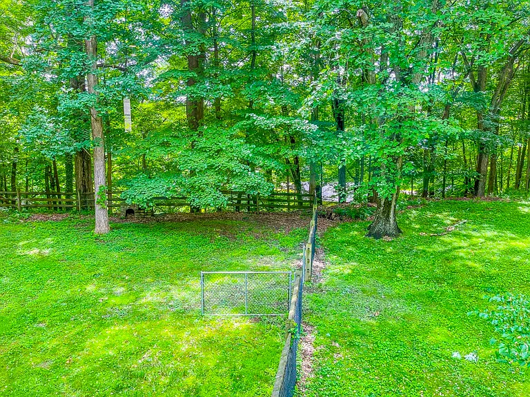 3423 Yellow Creek Rd — Photo 126