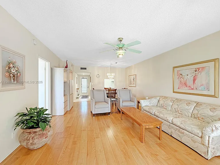 1030 Country Club Dr #309 — Photo 10