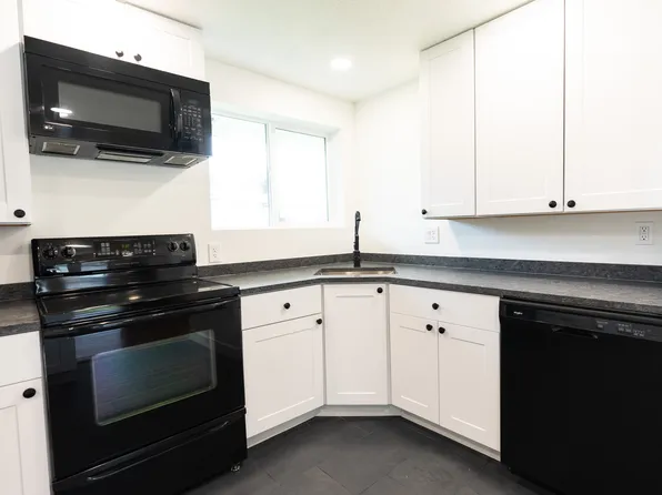 1409 E 8425 S, Sandy, UT 84093