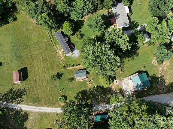3rd image of 38 Lloyd Barnwell Rd