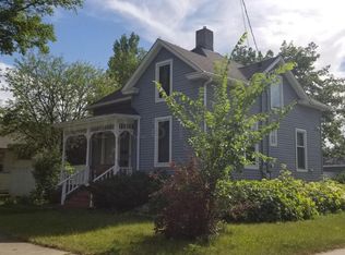 201 9th St S, Moorhead, MN 56560