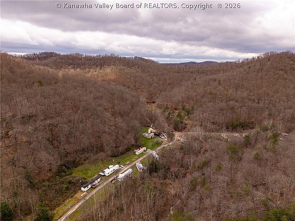 3rd image of 681 Givens Park Rd