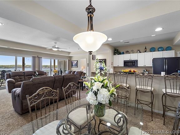 5th image of 372 W Palisades Condo Dr #3A