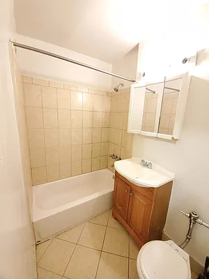 Rented by Smart NY Realty LLC | media 6