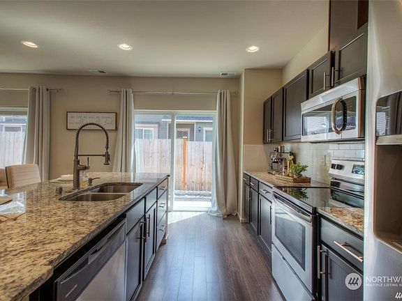 3rd image of 5514 148th Street Ct E