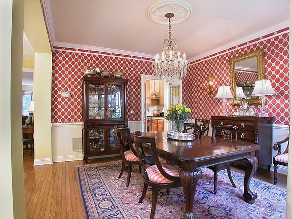 Formal dining room