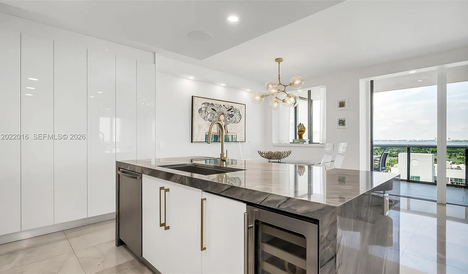 Mei Condo — Photo 3