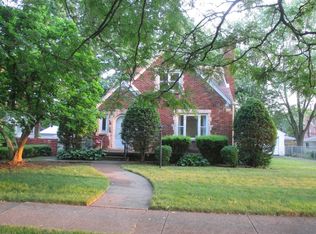 15413 Philomene Blvd, Allen Park, MI 48101