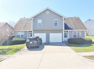 8628-30 NW Waukomis Dr, Kansas City, MO 64154