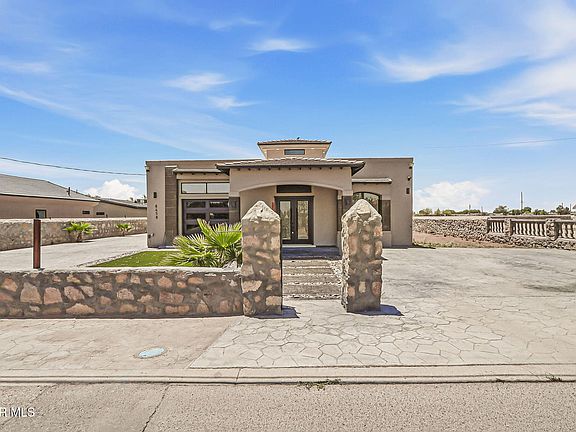 3rd image of 8458 Roseway Dr