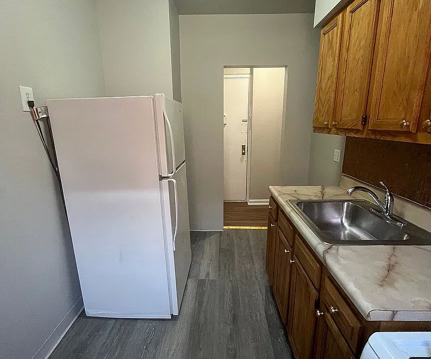 2nd image of 388 Neptune Ave #C2