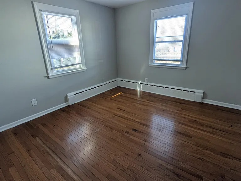641 Newhall St #1RR — Photo 4