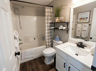 1626 SW 9th Ave, Oak Harbor, WA 98277