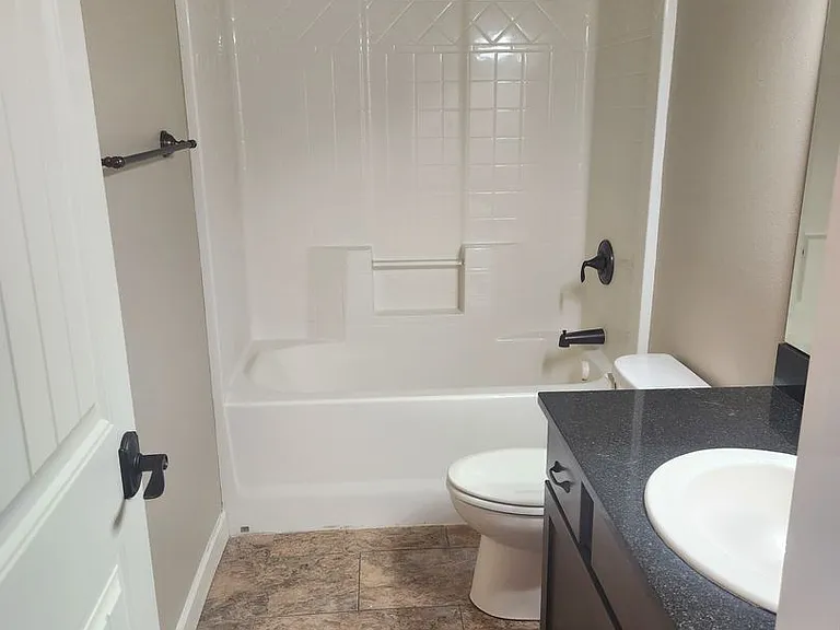7216 W Chestnut Ave — Photo 10