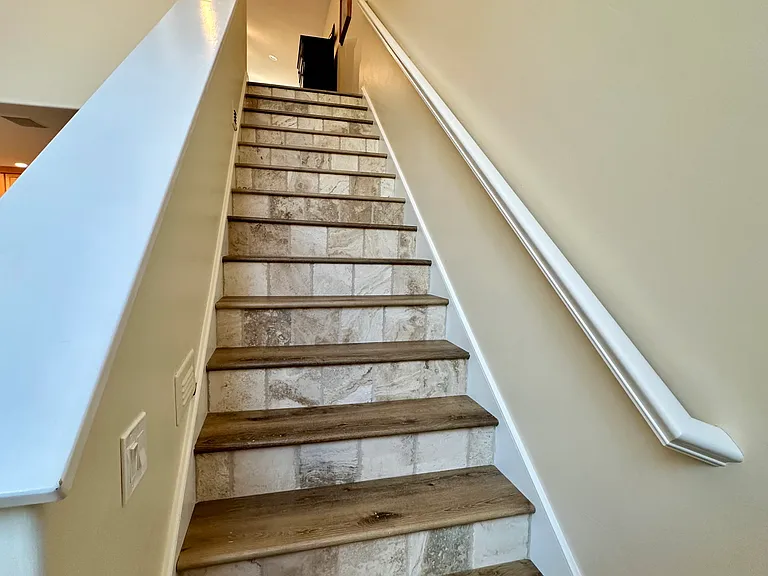 7027 Pine Gate Way #B — Photo 6