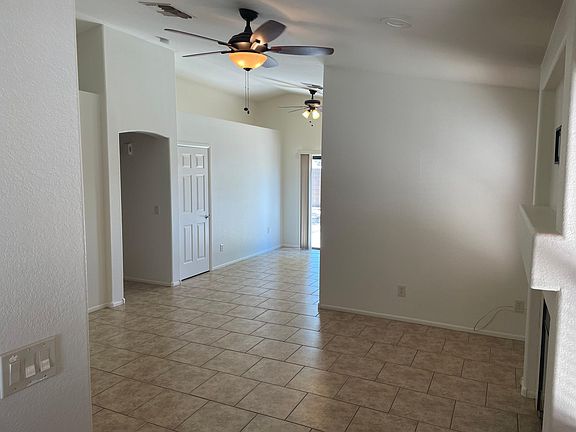 3rd image of 2133 E Williams Dr