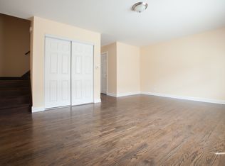1405 W Touhy Ave, Chicago, IL 60626