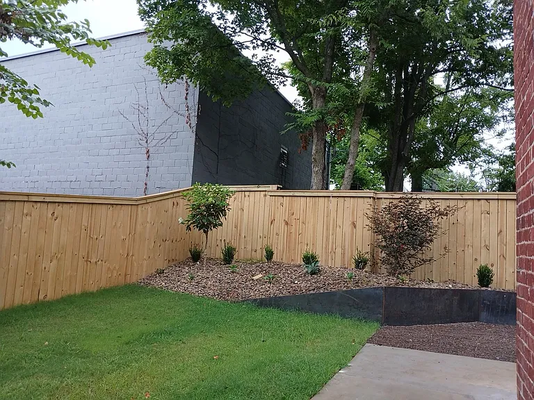 219 W Meadow St — Photo 30