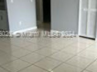 1862 NW 15th St, Miami, FL 33125