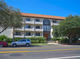 445 S Los Robles Ave #302, Pasadena, CA 91101