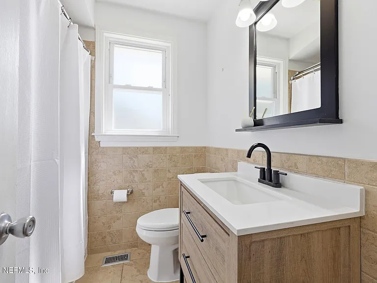 2749 Hendricks Ave — Photo 7