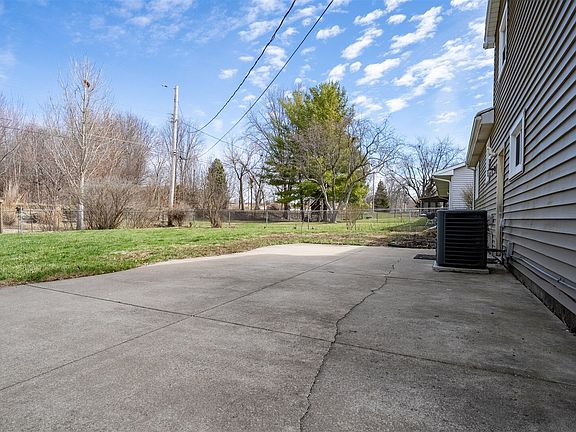 5th image of 600 Sheridan Rd