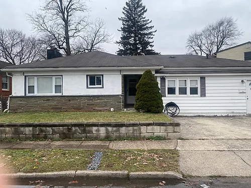 161 Cooper Ave Photo 1