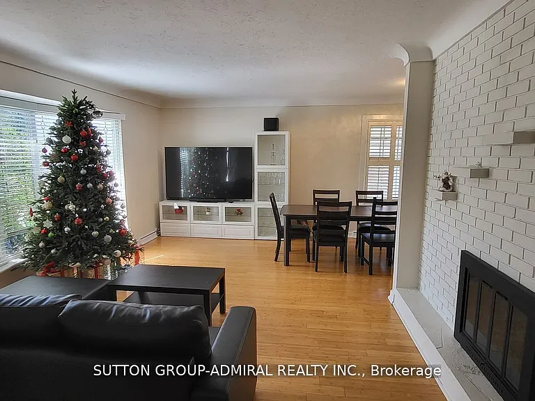 6039 Althea St #UPPER — Photo 4