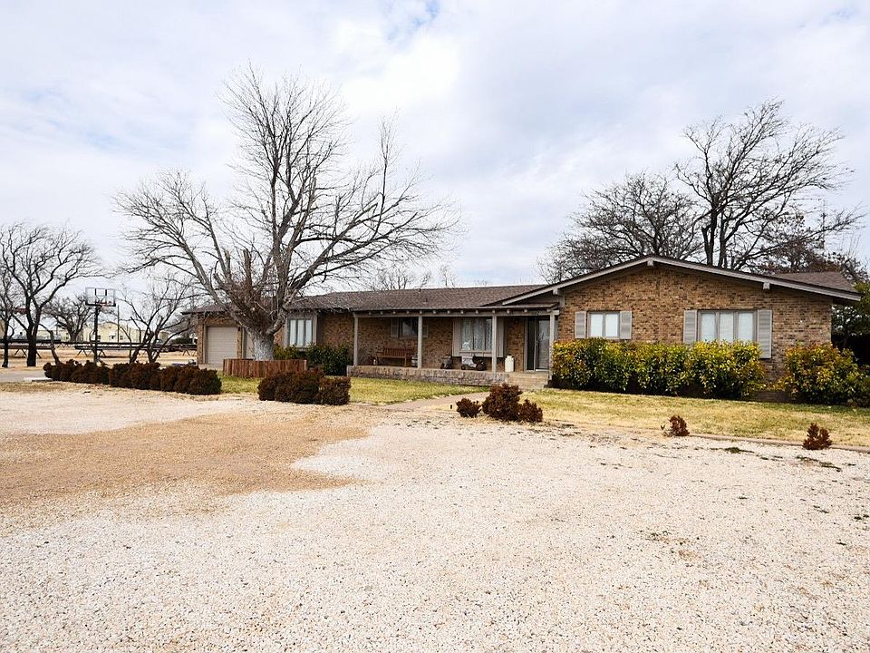 1106 Commerce St, Silverton, TX 79257 MLS 202212984 Zillow