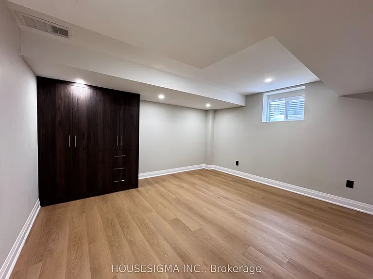 9 Delevan Ct #B2 — Photo 5