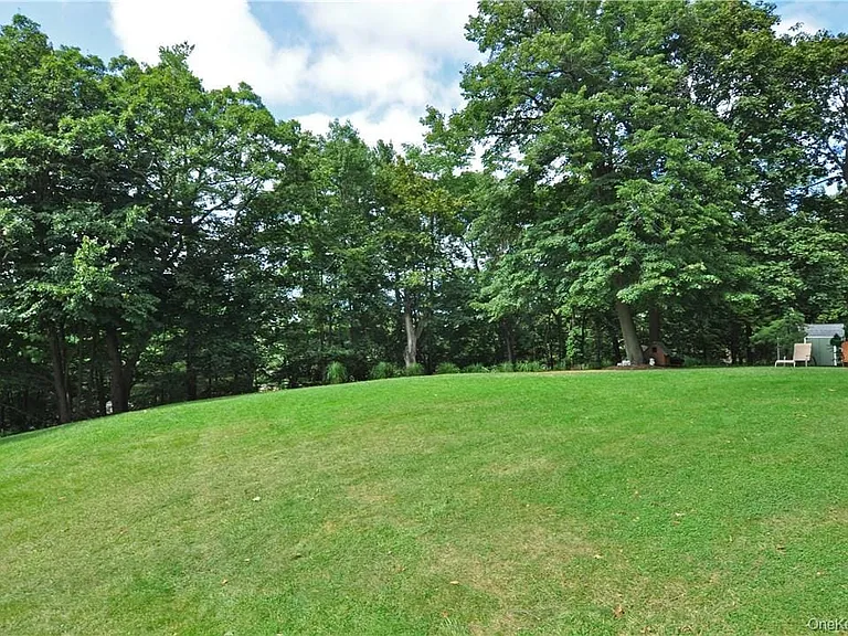 136 Harriman Rd #2 — Photo 22