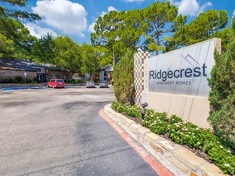 Ridgecrest — Photo 28
