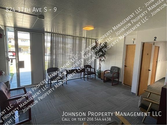 5th image of 824 17th Ave S #9
