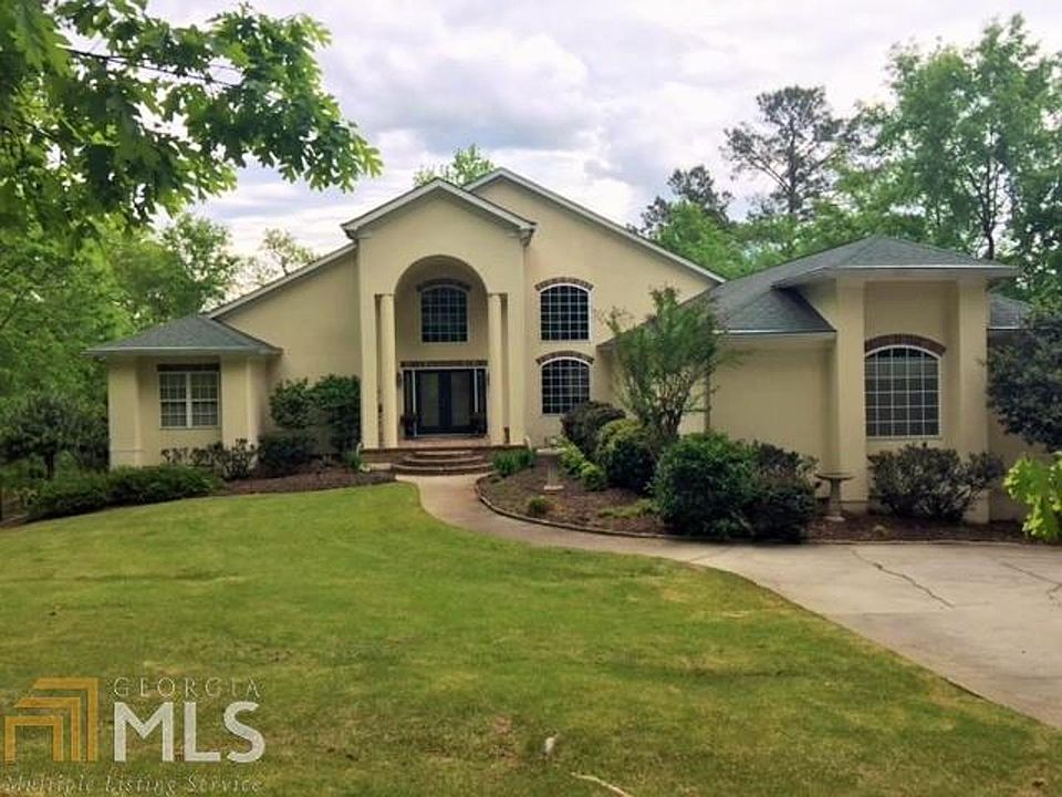 1st image of 1070 Shoal Creek Ct #1052
