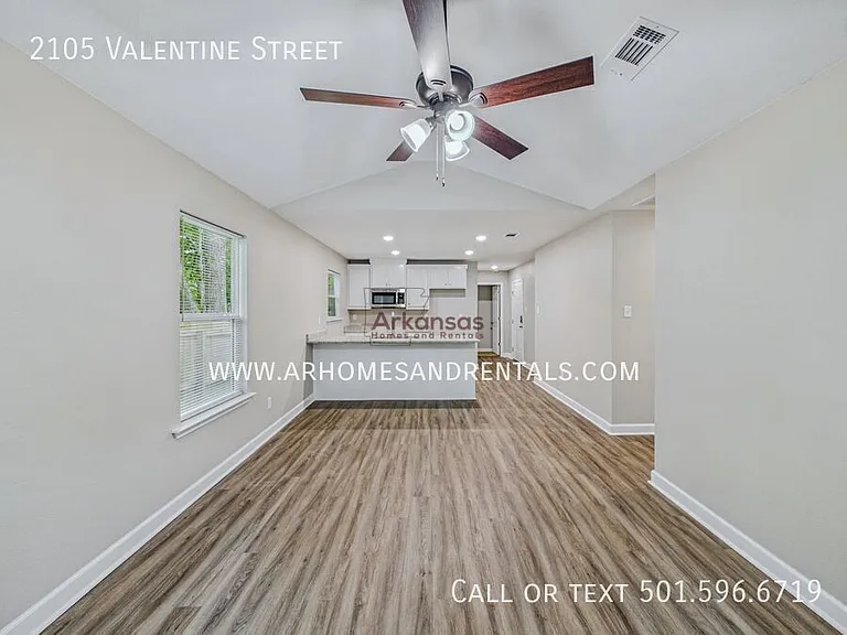 2105 S Valentine St — Photo 6