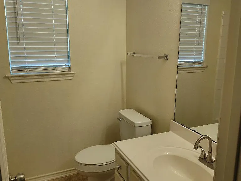 6327 Bonnie Chase Ln — Photo 14